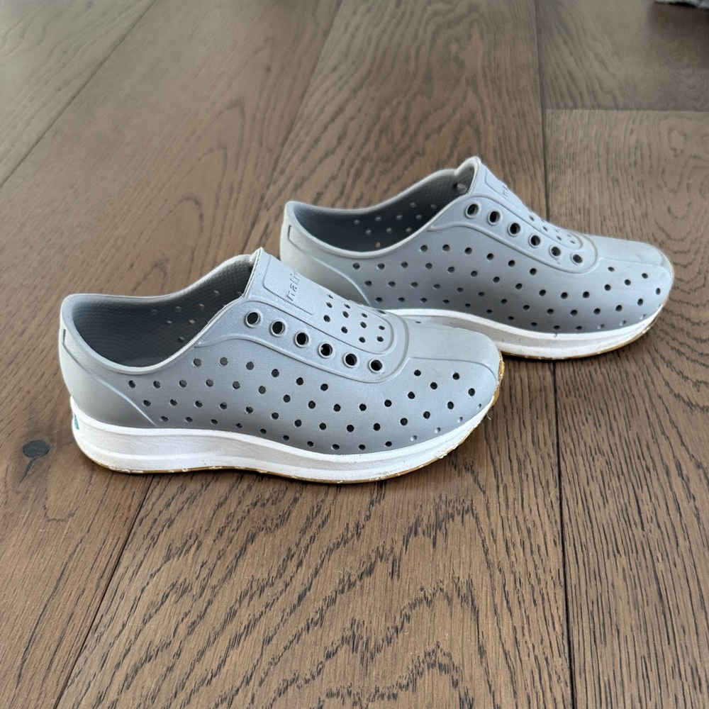 Native Robbie Kids Gray Slip-On Sneakers